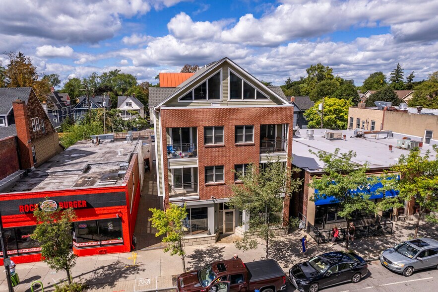 More Photos Of 504 Elmwood Ave, Buffalo Apartments For Lease