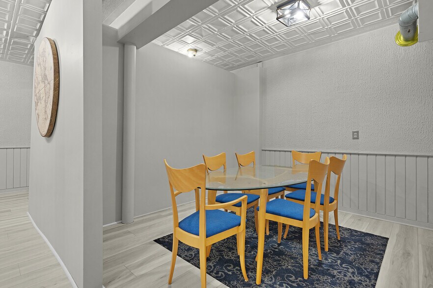 More Photos Of 30 Quarterline St, Newaygo Specialty For Sale