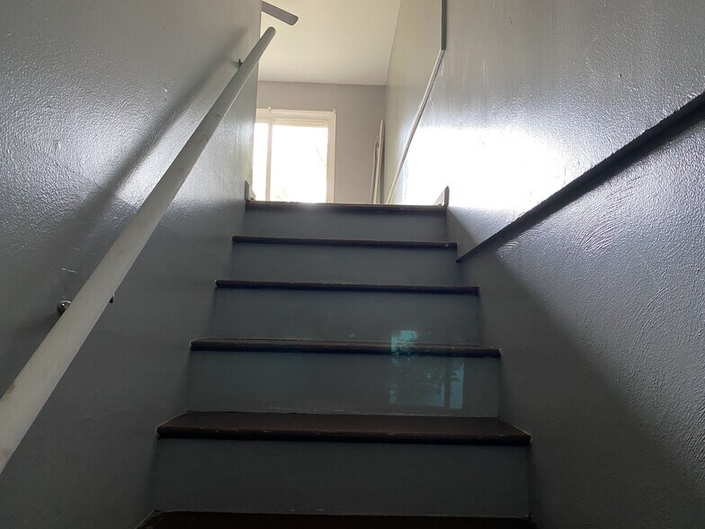 More Photos Of 1624 Northwinds Estates Dr, Saint Louis Apartments For Sale