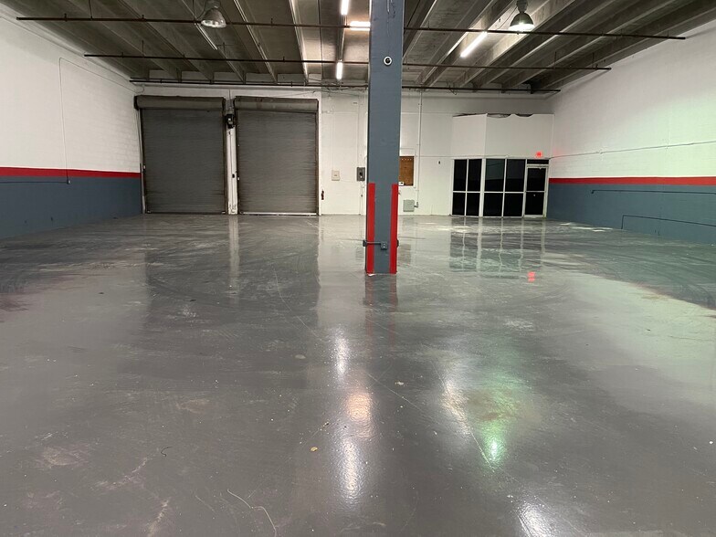 More Photos Of 3004 NW 79th Ave, Doral Warehouse For Lease