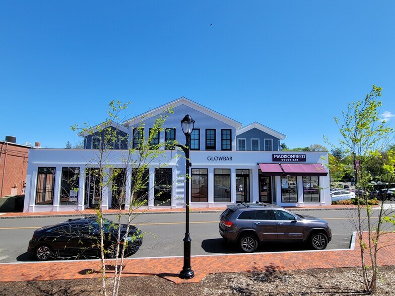 More Photos Of 33 Elm St, Westport Storefront Retail Residential For Lease