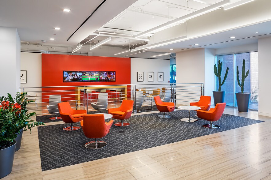 More Photos Of 16260 N 71st St, Scottsdale Office For Lease