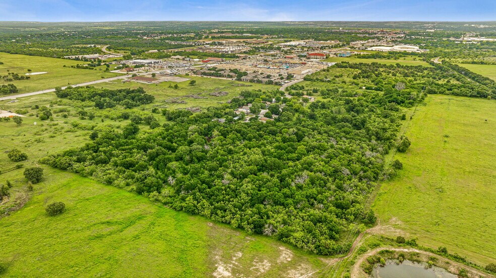 More Photos Of 3050 W Washington St, Stephenville Land For Sale