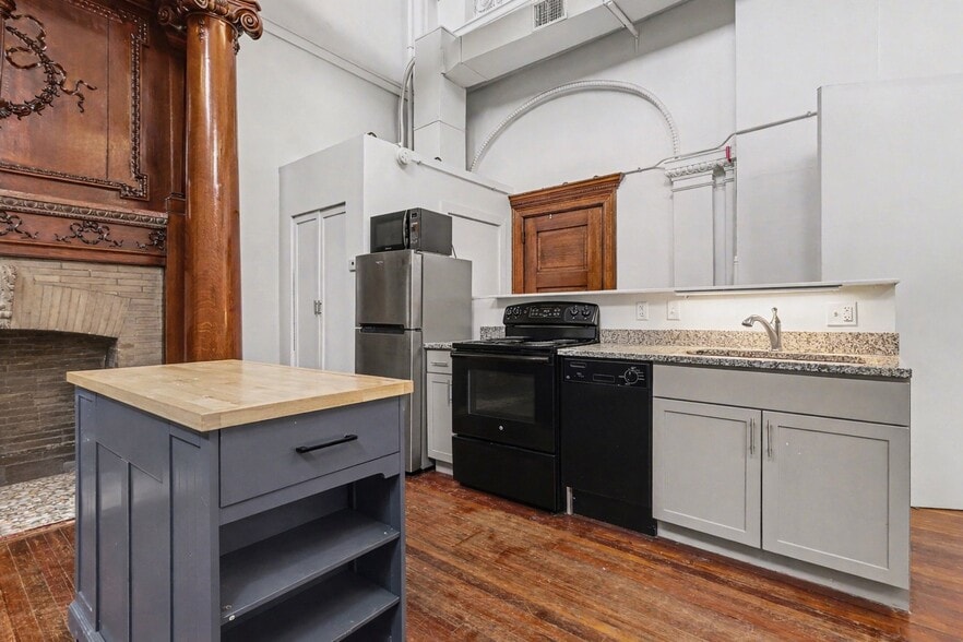 More Photos Of 601 S 5th St, Leavenworth Apartments For Sale