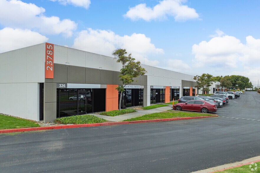 More Photos Of 23785 Cabot Blvd, Hayward Unknown For Lease