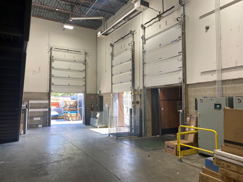 More Photos Of 1553 W 9000 S, West Jordan Department Store For Sale