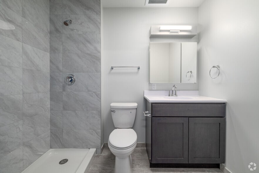 More Photos Of 1 Center St, Clifton Apartments For Lease