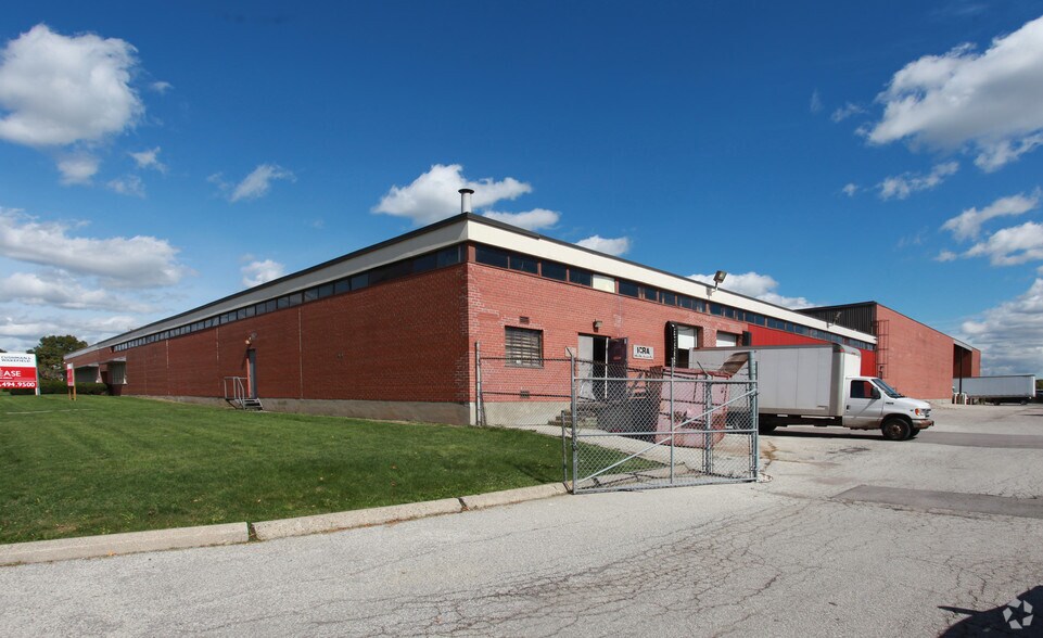 Primary Photo Of 73-77 Samor Rd, Toronto Warehouse For Lease