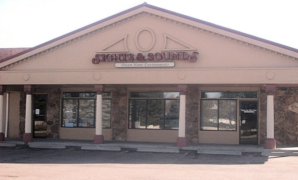 More Photos Of 4690 S Yosemite St, Denver General Retail For Lease