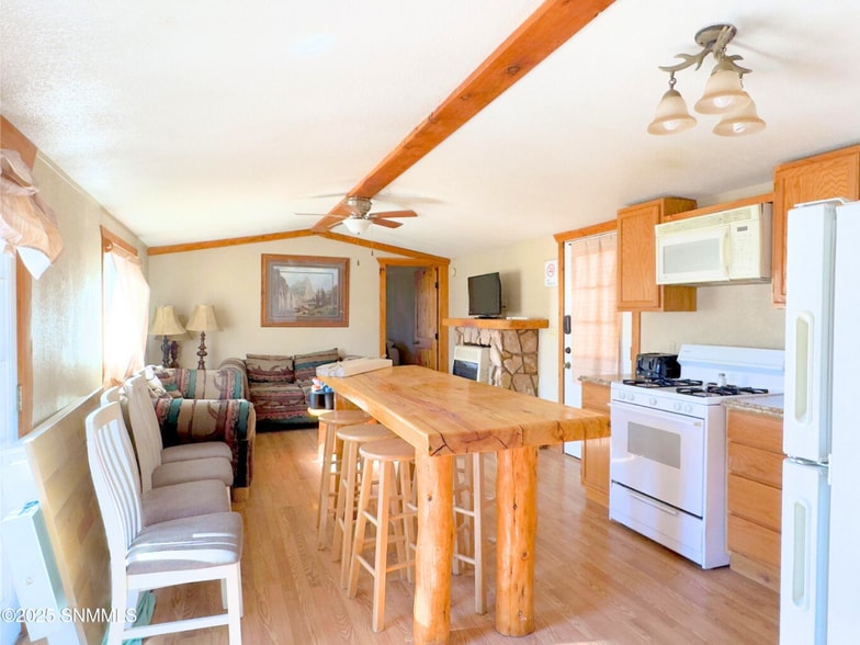 More Photos Of 2773 US Highway 82, Mayhill Hospitality For Sale