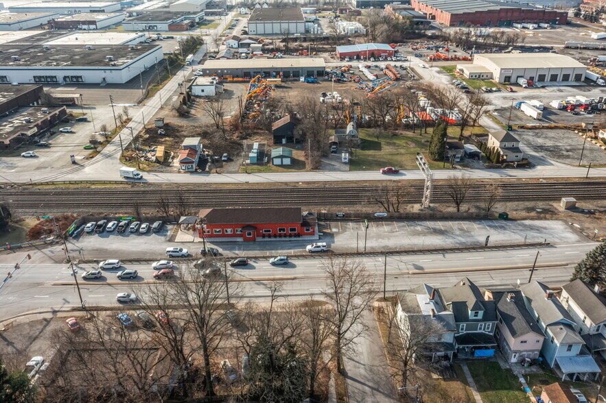 More Photos Of 99 Ohio River Blvd, Leetsdale Fast Food For Sale