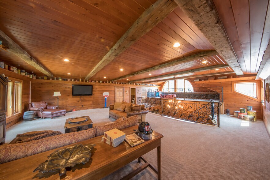 More Photos Of 201 Swartekill Rd, Highland Specialty For Lease