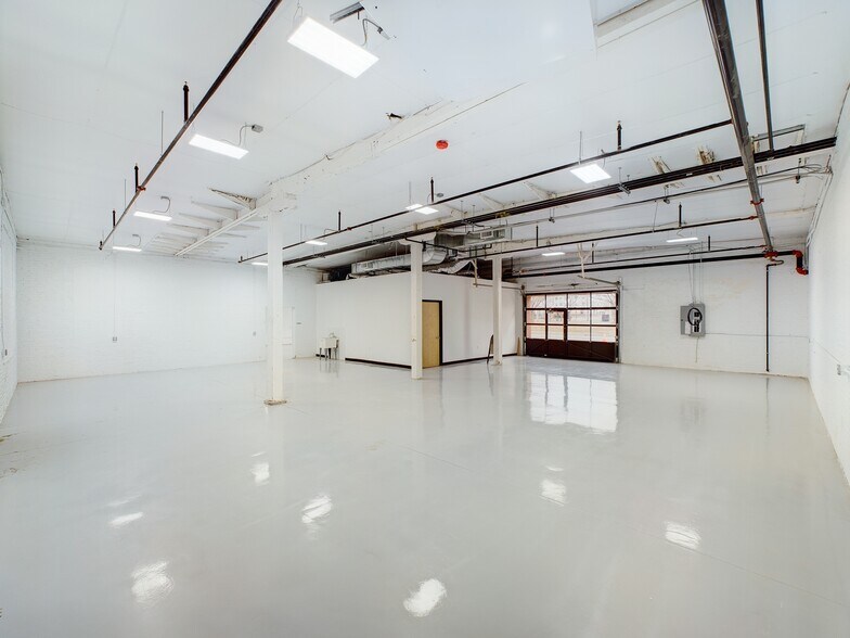 More Photos Of 700 Grand Ave, Hackettstown Warehouse For Sale
