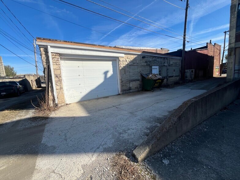 More Photos Of 127 S Main St, Spencer Specialty For Sale