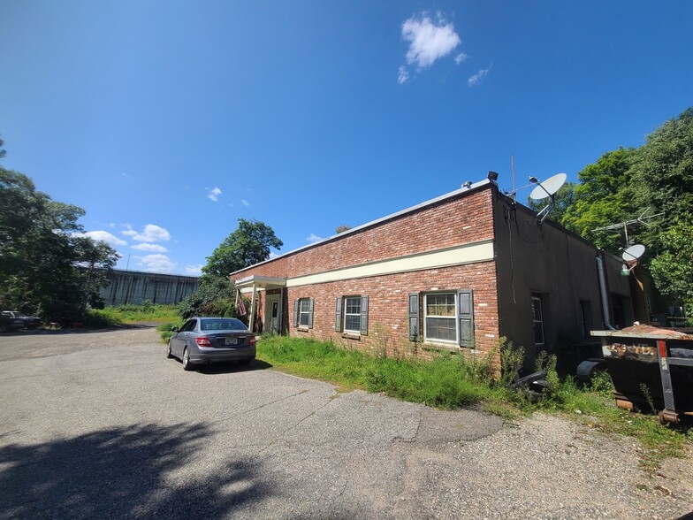 Primary Photo Of 1010 Greenwood Lake Tpke, Ringwood Manufacturing For Sale