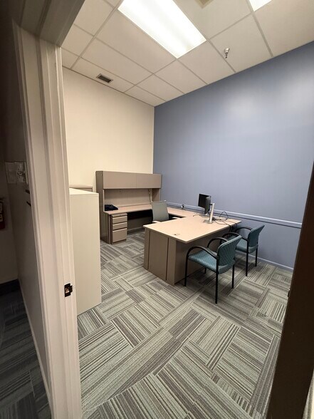 More Photos Of 1979 Holland Ave, Port Huron Medical For Lease