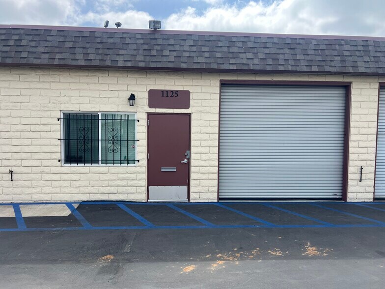 More Photos Of 1117-1127 W Alvarez Ave, Orange Light Manufacturing For Sale