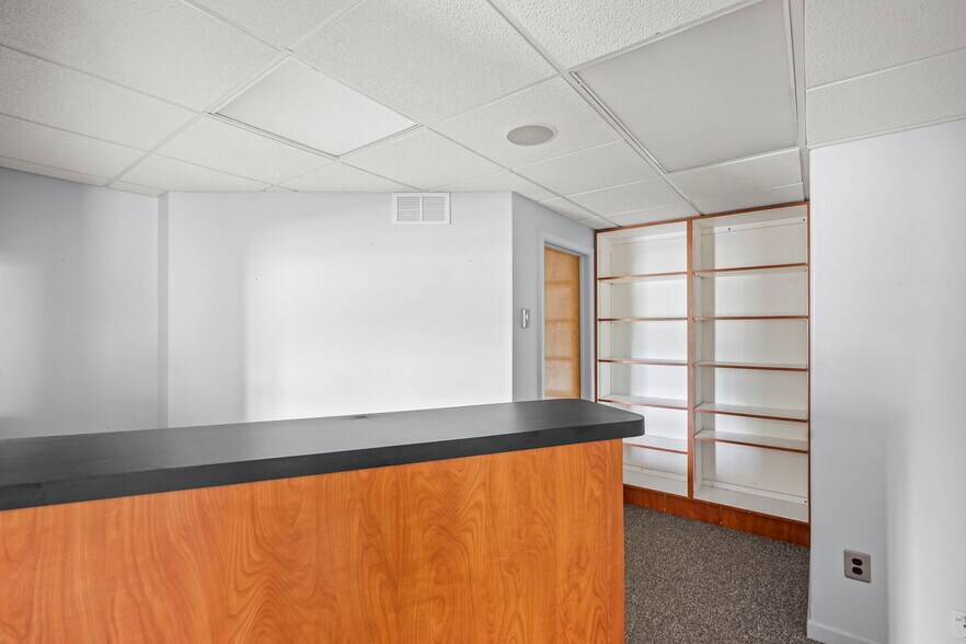 More Photos Of 470 State Route 79, Morganville Medical For Lease