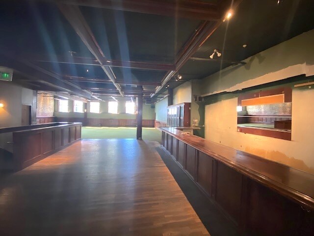 More Photos Of 120-120 NW 23rd Ave, Portland Storefront Retail Residential For Lease