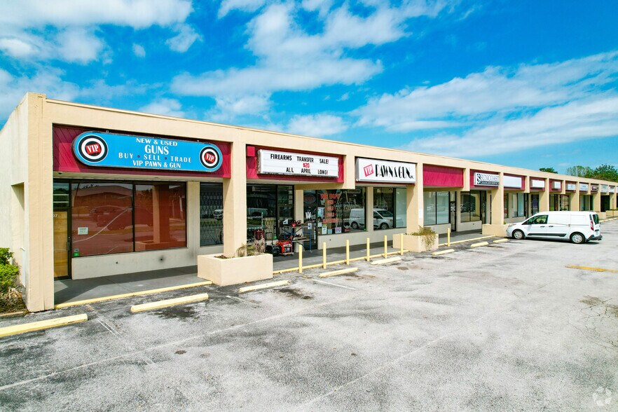 Primary Photo Of 2101-2207 S Combee Rd, Lakeland General Retail For Sale