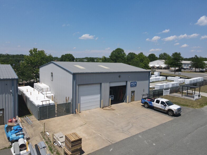 Primary Photo Of 28 Perchwood Dr, Fredericksburg Warehouse For Lease