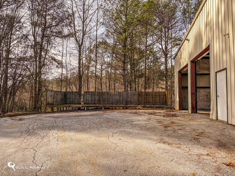 More Photos Of 155 Tober Trl, Fayetteville Warehouse For Lease