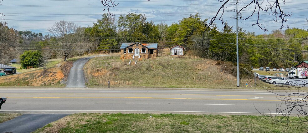 Primary Photo Of 1170 Wears Valley Rd, Pigeon Forge Land For Sale