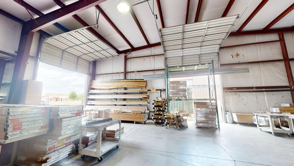 More Photos Of 13621 Immanuel Rd, Pflugerville Warehouse For Sale