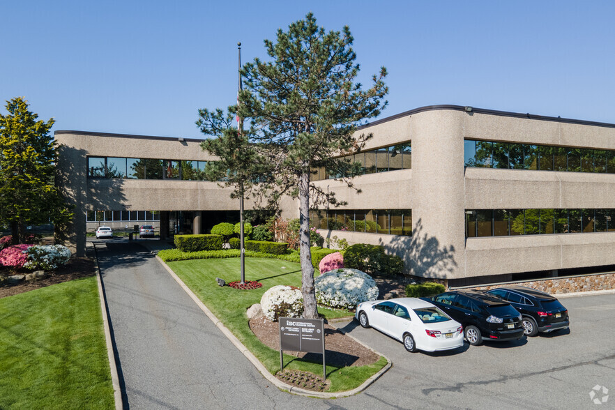 Primary Photo Of 440 Sylvan Ave, Englewood Cliffs Medical For Lease