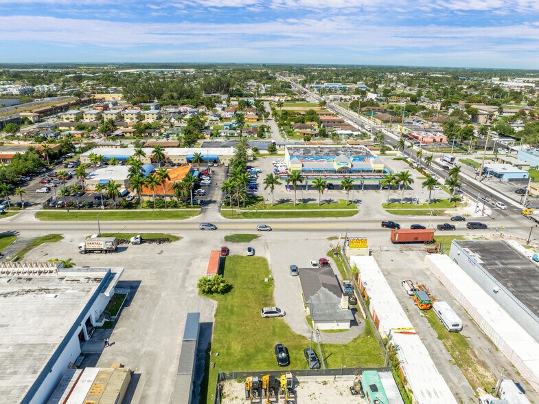 More Photos Of 1461 N Krome Ave, Florida City Freestanding For Sale
