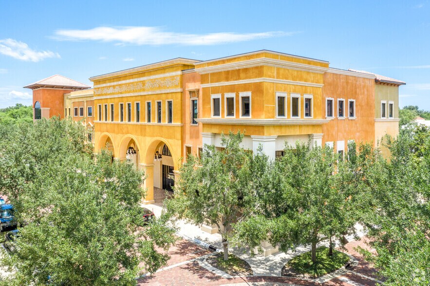 More Photos Of 7065 Westpointe Blvd, Orlando Loft Creative Space For Lease