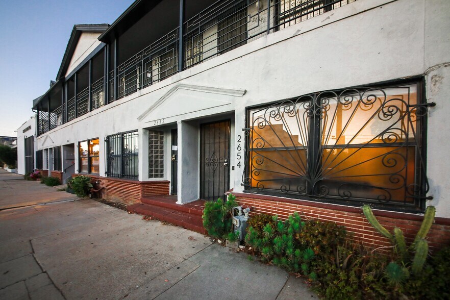 More Photos Of 2646 La Cienega Ave, Los Angeles Storefront Retail Residential For Sale