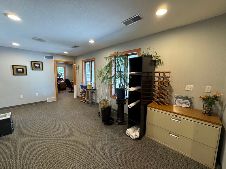 More Photos Of 4309 Neptune Ct, Madison Warehouse For Sale