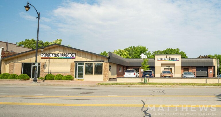 More Photos Of 4401 Lake Ave, Rochester General Retail For Sale