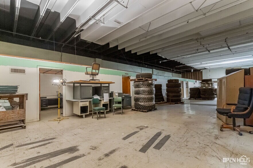 More Photos Of 2813 Central Fwy E, Wichita Falls Industrial For Sale