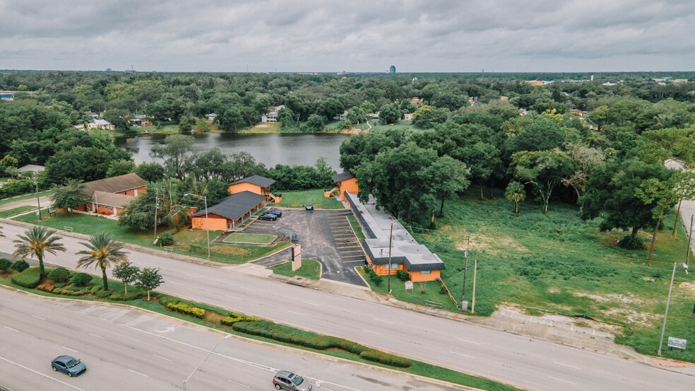 More Photos Of 3400 S US Highway 17/92, Casselberry Hotel For Sale