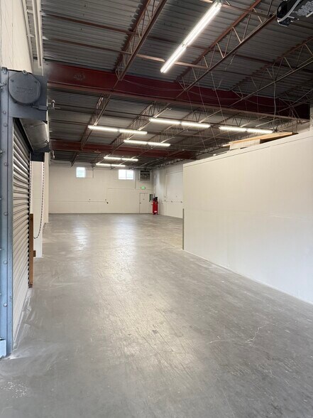 More Photos Of 1972-1980 W Iliff Ave, Englewood Industrial For Lease