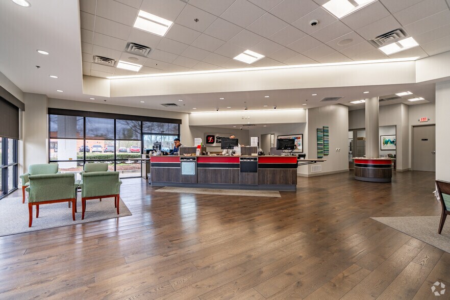 More Photos Of 1217-1227 S Germantown Rd, Germantown Storefront For Sale