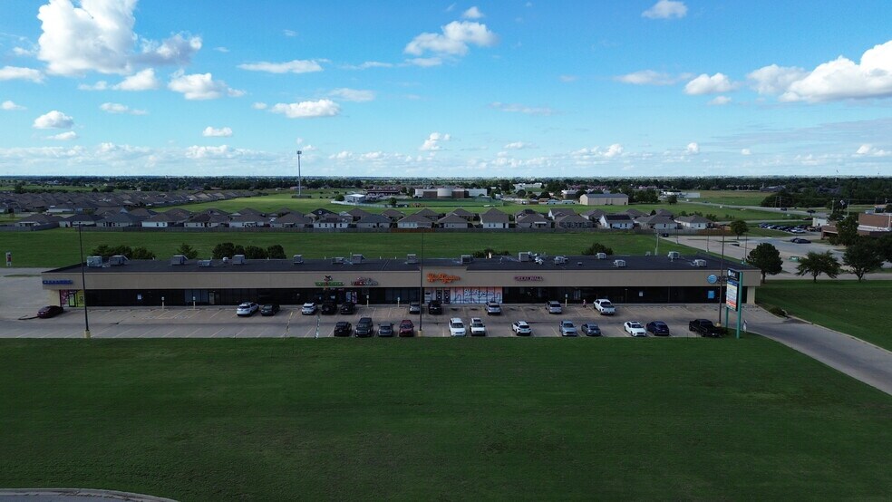 More Photos Of 1701-1715 Investors Ave, El Reno Unknown For Sale