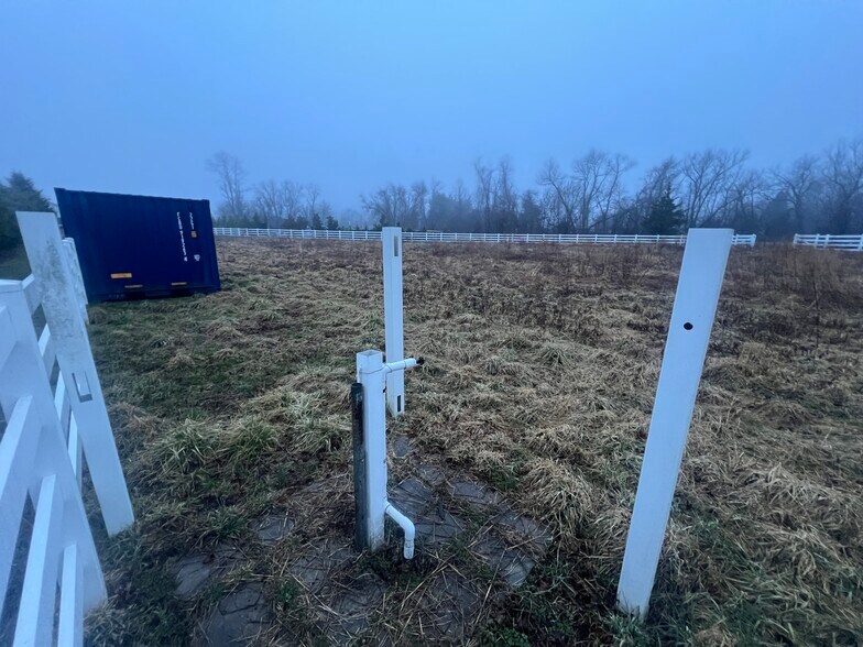 More Photos Of 338 Brickyard Rd, Freehold Land For Lease