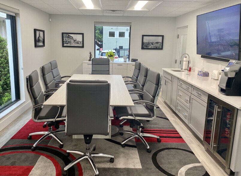 More Photos Of 120 E Robinson St, Orlando Office For Lease
