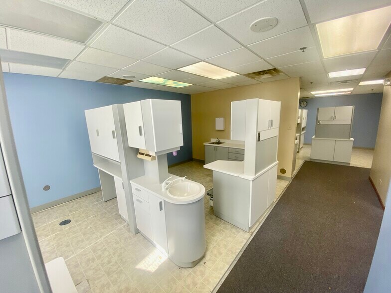 More Photos Of 18220 Harwood Ave, Homewood Office Residential For Sale