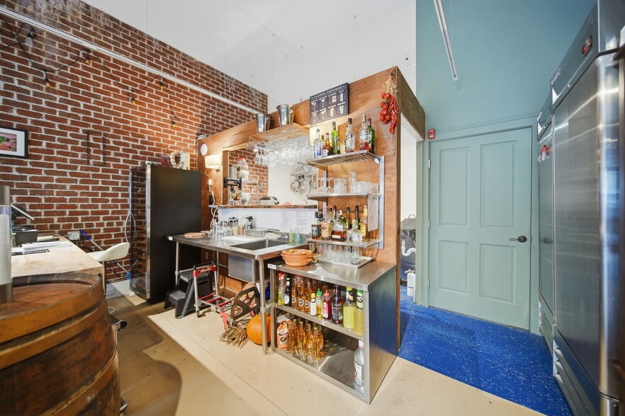 More Photos Of 300 Mason Ave, Cape Charles Apartments For Sale