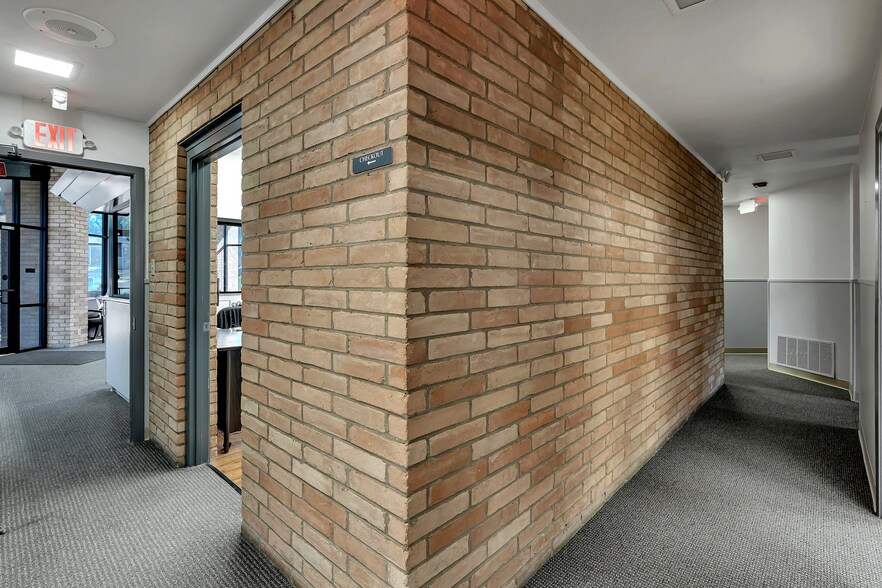 More Photos Of 1212 Clinic Dr, Tyler Healthcare For Sale