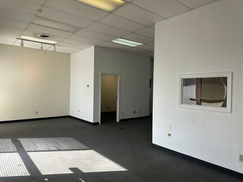 More Photos Of 610 National St, Memphis Freestanding For Lease