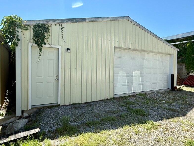 More Photos Of 103 N High St, Franklin Office Residential For Sale