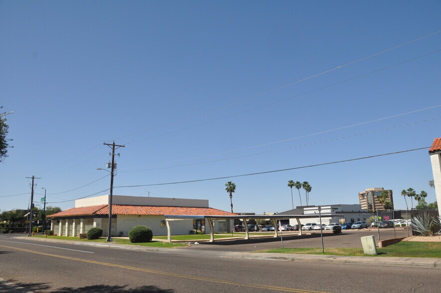 More Photos Of 4550 E Thomas Rd, Phoenix Office For Sale