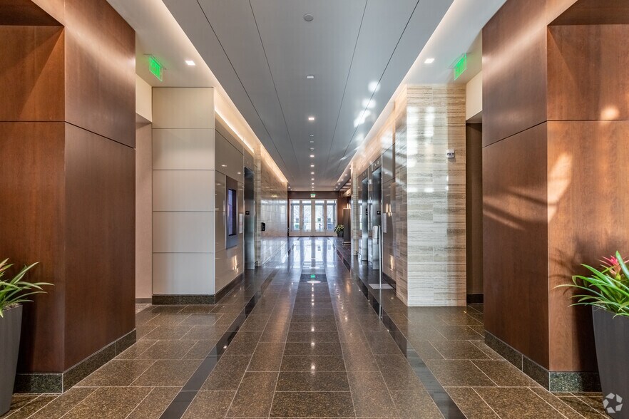 More Photos Of 4037 Rural Plains Cir, Franklin Office For Lease