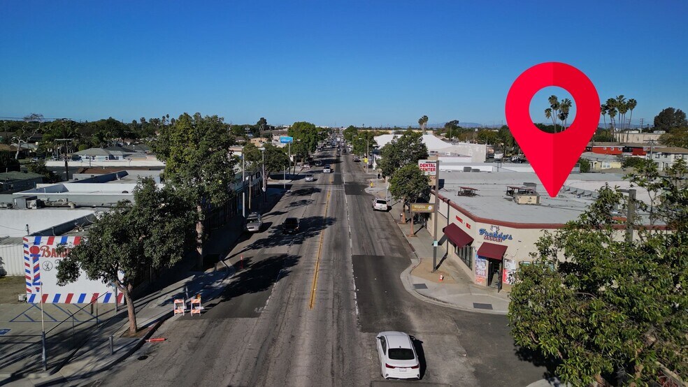 More Photos Of 3423-3433 Tweedy Blvd, South Gate Storefront For Sale