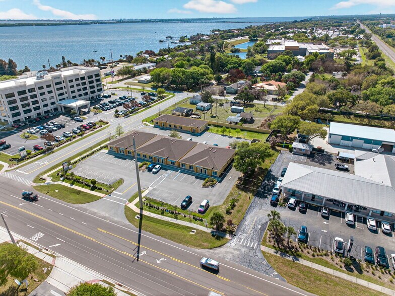 More Photos Of 6520 3rd St, Rockledge Medical For Sale